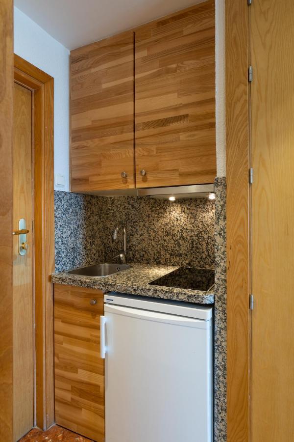 Hotel Apartamentos Bajondillo 托雷莫利诺斯 外观 照片 Kitchen