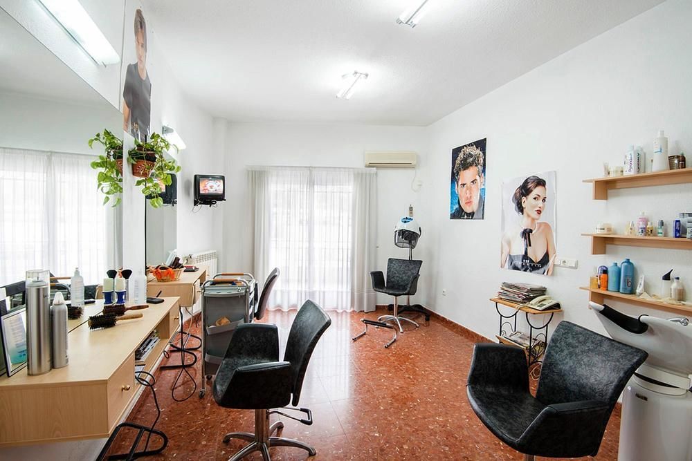 Hotel Apartamentos Bajondillo 托雷莫利诺斯 外观 照片 Hairdressing salon in Athens