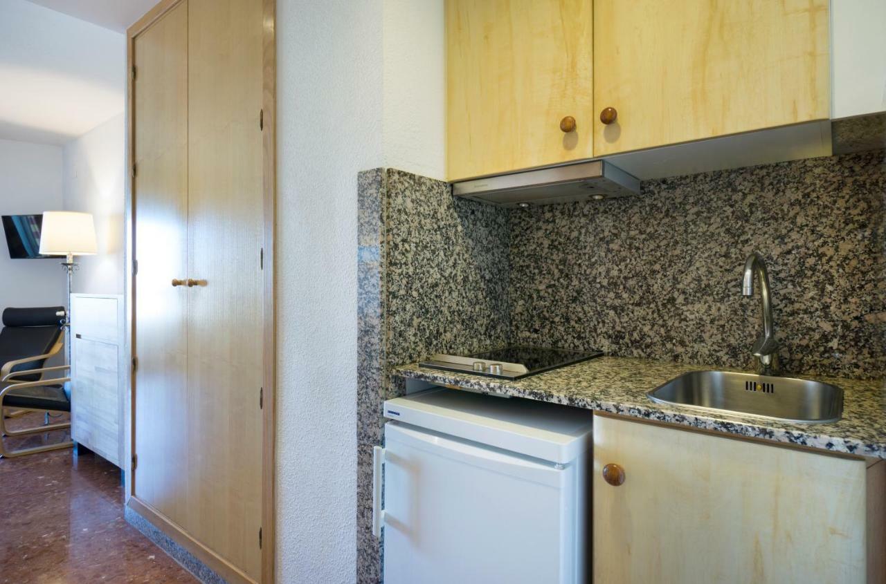Hotel Apartamentos Bajondillo 托雷莫利诺斯 外观 照片